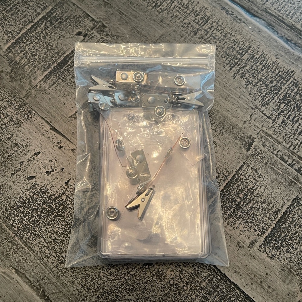 10 Pk ID Badge plastic holder with Silver Metal Clips